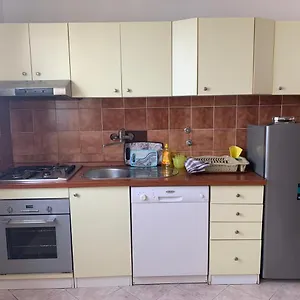 apartments-diana-opatija.primorje-gorskikotar.com/
