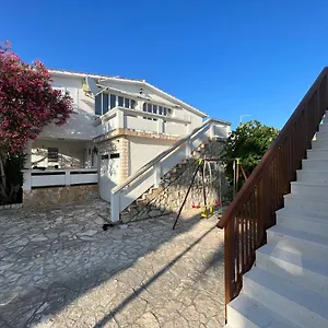 Apartmán Emko Apartmens, Vir