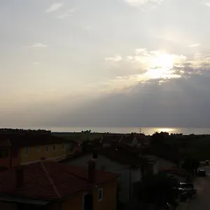 https://apartments-tenerifa.in-istria.net