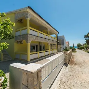 Apartmán Vam, Vir